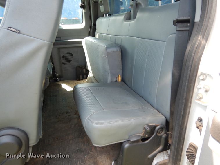 image for item DM2960 2016 Ford F250 Super Duty  SuperCab pickup truck