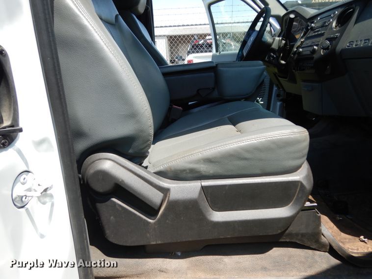 image for item DM2960 2016 Ford F250 Super Duty  SuperCab pickup truck