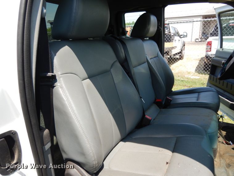 image for item DM2960 2016 Ford F250 Super Duty  SuperCab pickup truck