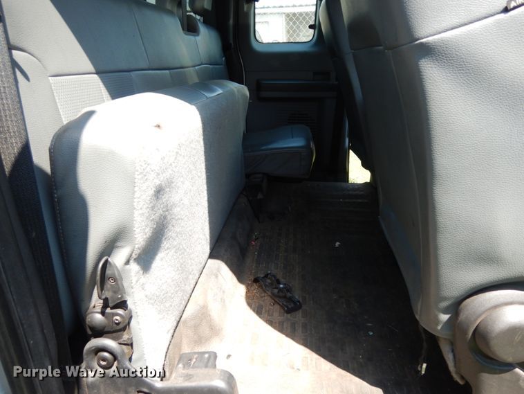 image for item DM2960 2016 Ford F250 Super Duty  SuperCab pickup truck