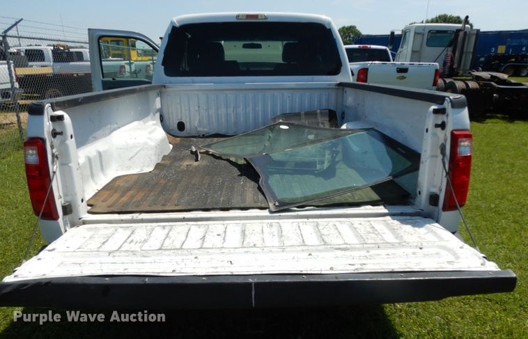 image for item DM2960 2016 Ford F250 Super Duty  SuperCab pickup truck