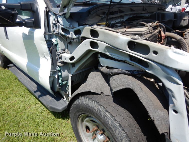 image for item DM2960 2016 Ford F250 Super Duty  SuperCab pickup truck