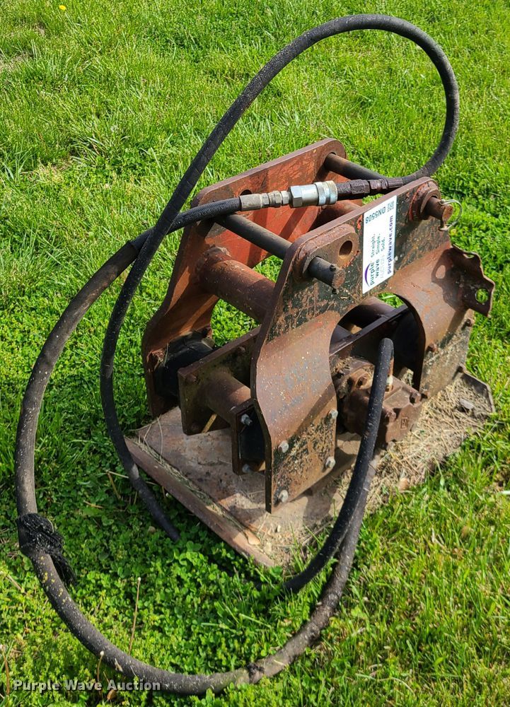 image for item DN5508 Backhoe plate compactor