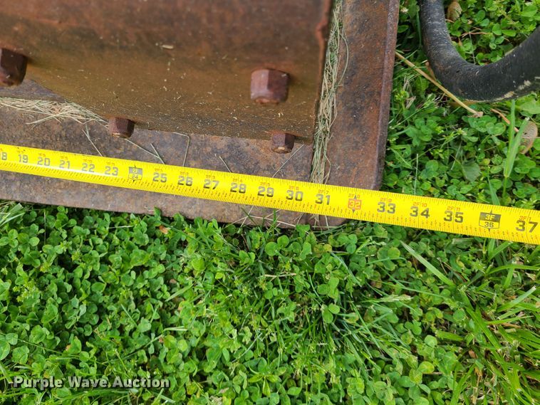 image for item DN5508 Backhoe plate compactor