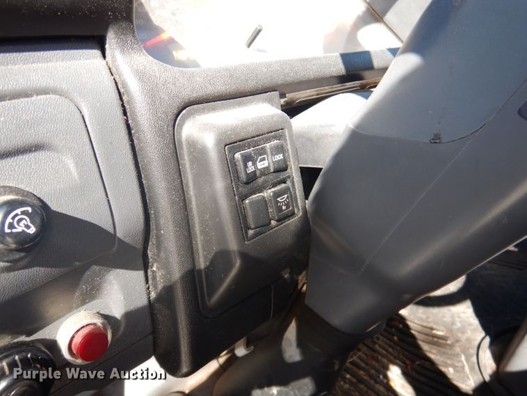 image for item DY9684 2007 Isuzu NPR  box truck