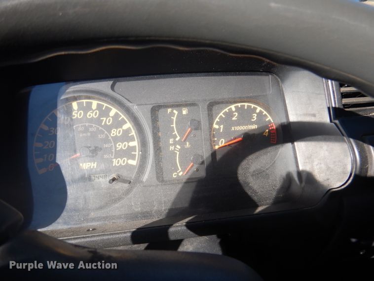 image for item DY9684 2007 Isuzu NPR  box truck