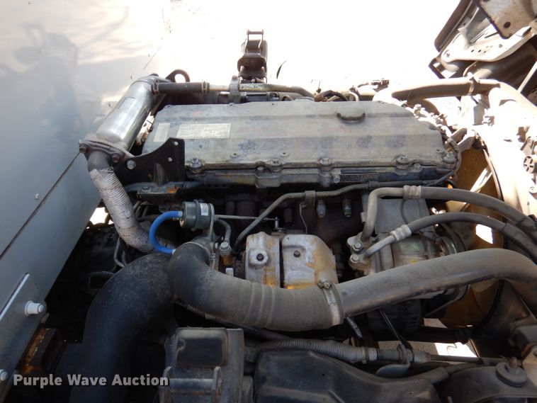 image for item DY9684 2007 Isuzu NPR  box truck