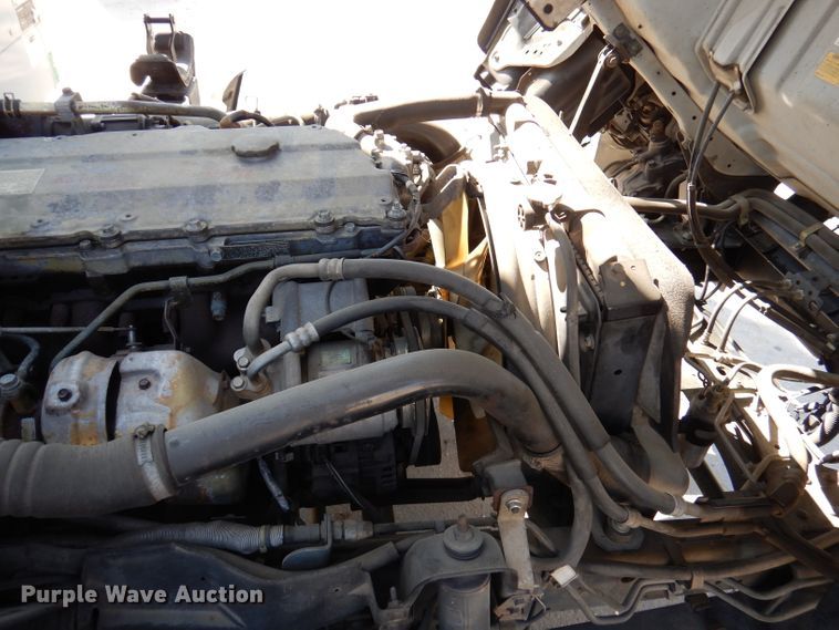 image for item DY9684 2007 Isuzu NPR  box truck