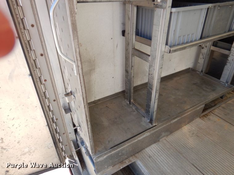 image for item DY9684 2007 Isuzu NPR  box truck