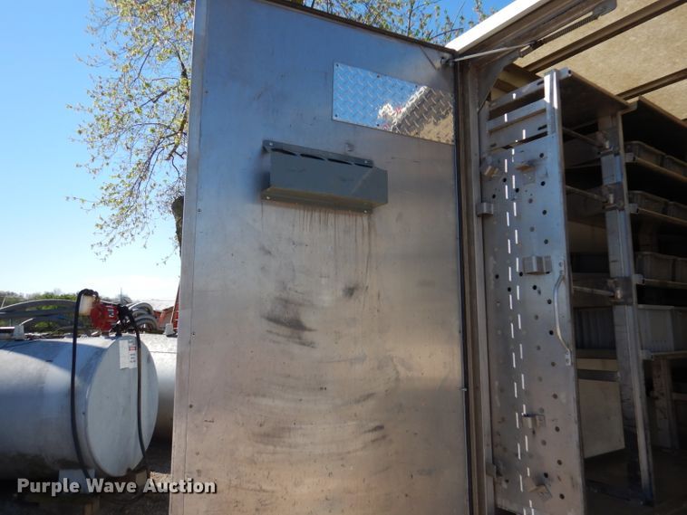 image for item DY9684 2007 Isuzu NPR  box truck