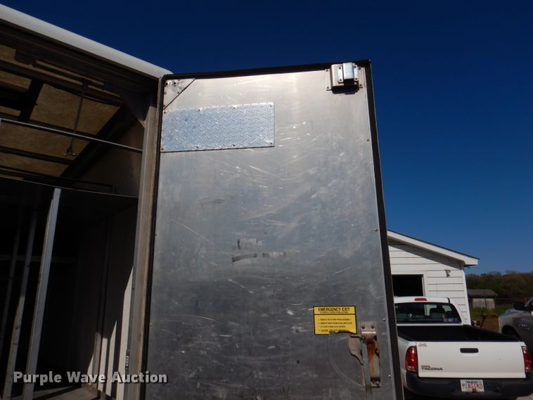 image for item DY9684 2007 Isuzu NPR  box truck