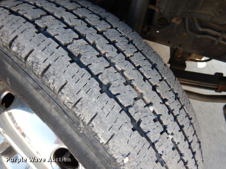 image for item DY9684 2007 Isuzu NPR  box truck