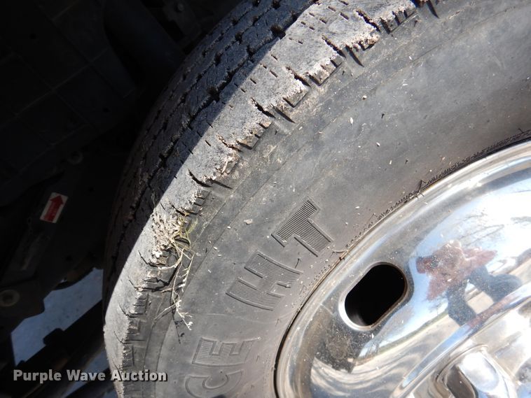 image for item DY9684 2007 Isuzu NPR  box truck