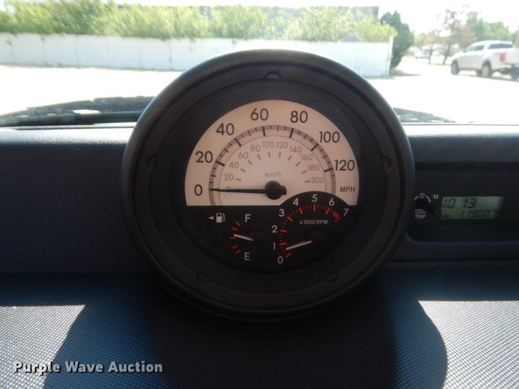 image for item ET9154 2005 Scion XB  SUV