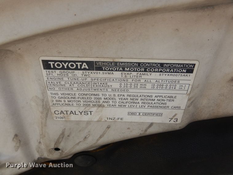 image for item ET9154 2005 Scion XB  SUV