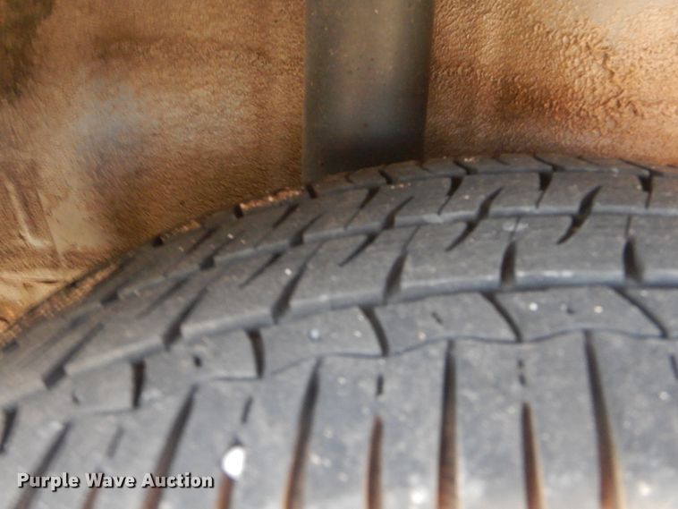 image for item ET9154 2005 Scion XB  SUV