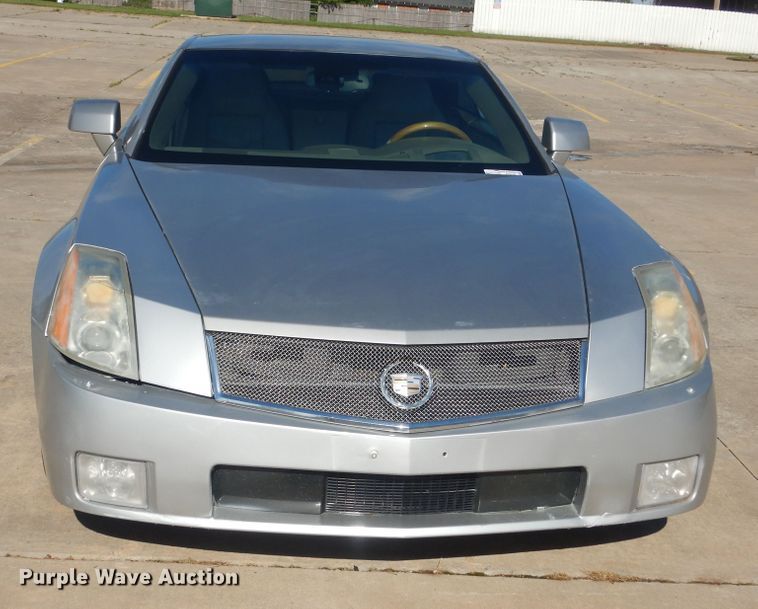 image for item ET9156 2005 Cadillac XLR  convertible