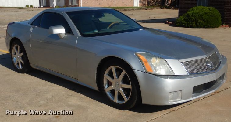 image for item ET9156 2005 Cadillac XLR  convertible