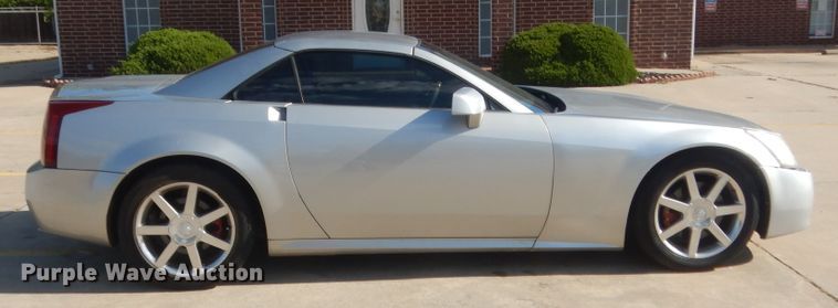 image for item ET9156 2005 Cadillac XLR  convertible