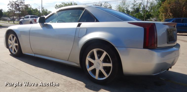 image for item ET9156 2005 Cadillac XLR  convertible