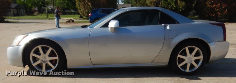image for item ET9156 2005 Cadillac XLR  convertible