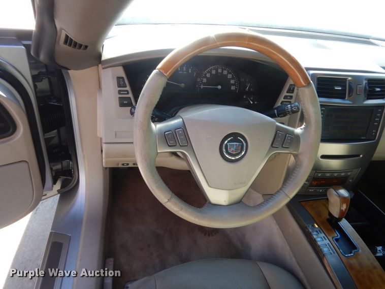 image for item ET9156 2005 Cadillac XLR  convertible