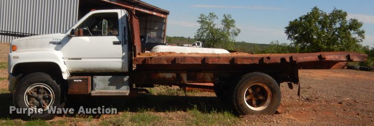 image for item ET9170 1990 Chevrolet Kodiak  flatbed truck