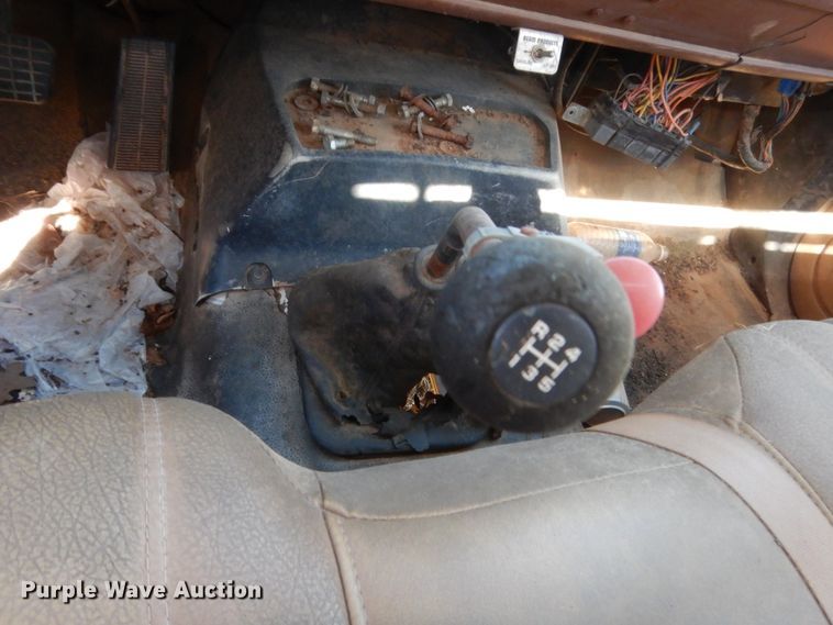 image for item ET9170 1990 Chevrolet Kodiak  flatbed truck