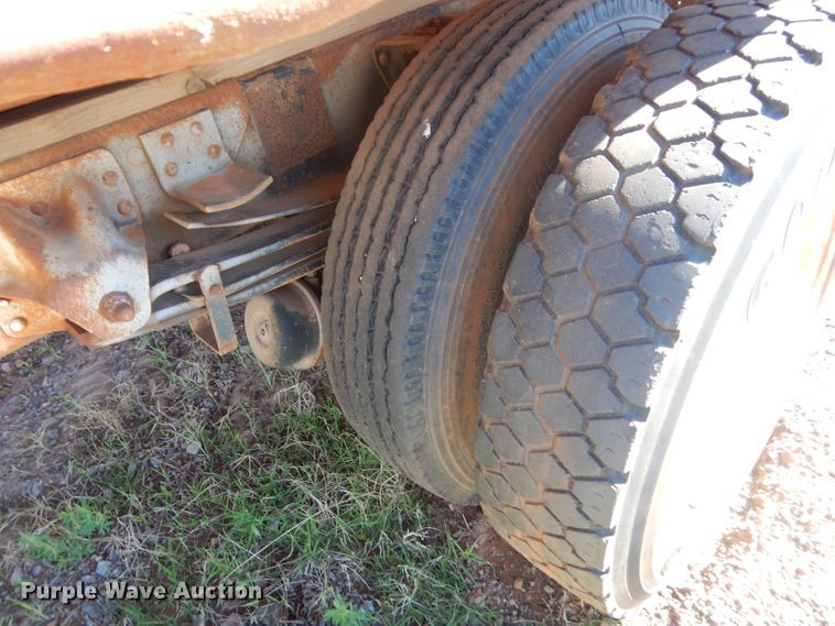 image for item ET9170 1990 Chevrolet Kodiak  flatbed truck