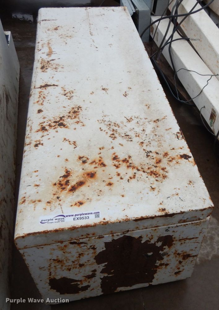 image for item EX9533 (3) toolboxes