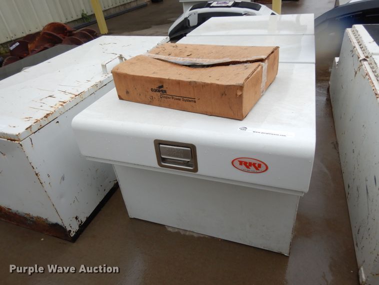 image for item EX9533 (3) toolboxes