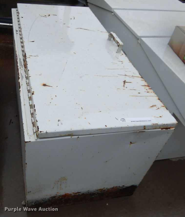 image for item EX9533 (3) toolboxes