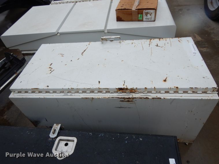 image for item EX9533 (3) toolboxes