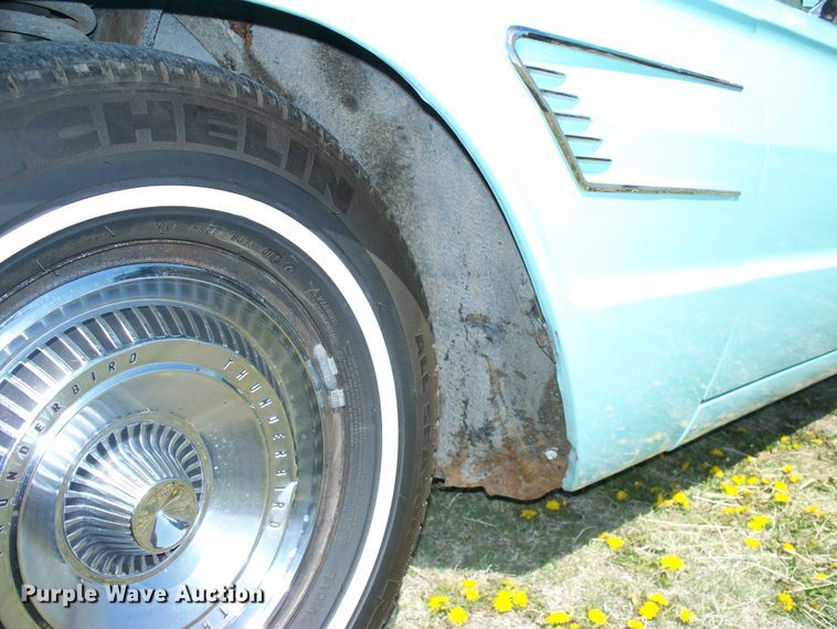 image for item FW9040 1965 Ford Thunderbird