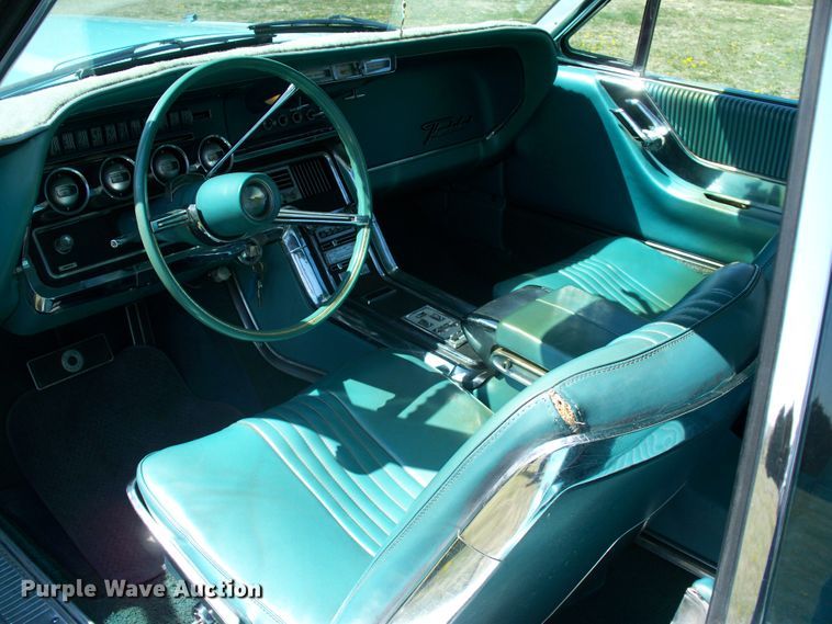 image for item FW9040 1965 Ford Thunderbird