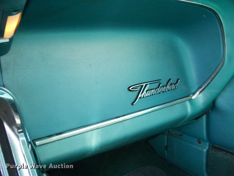 image for item FW9040 1965 Ford Thunderbird