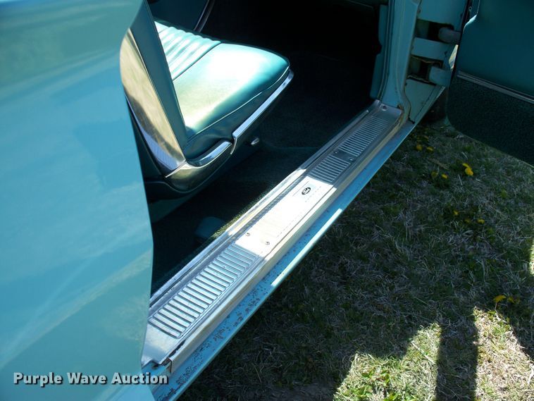 image for item FW9040 1965 Ford Thunderbird