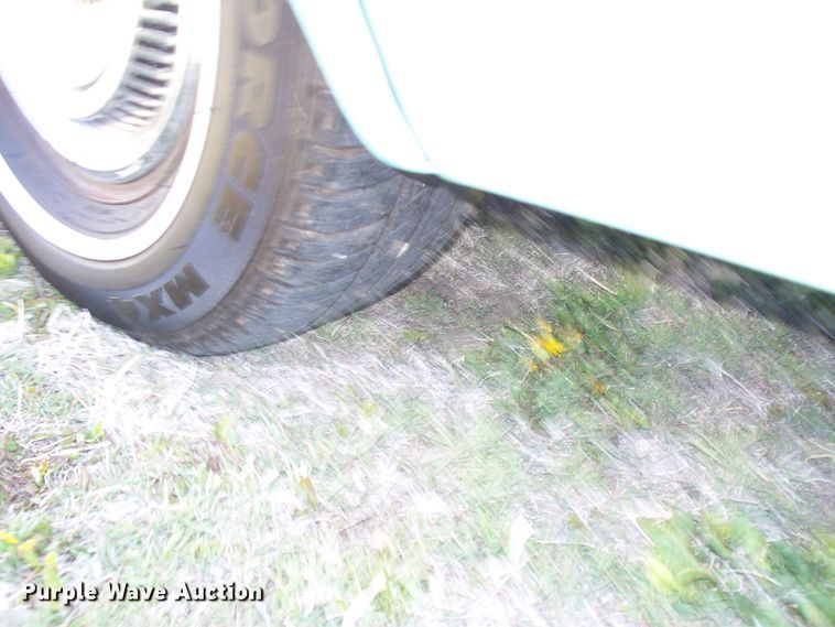 image for item FW9040 1965 Ford Thunderbird