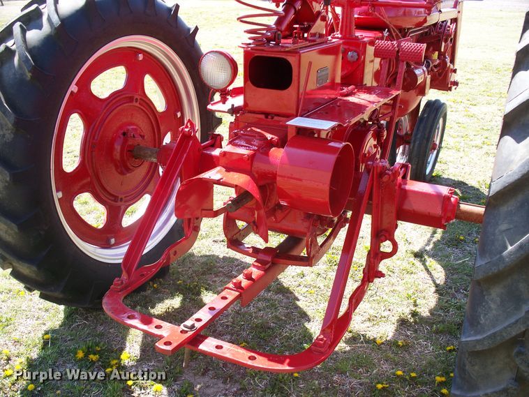 image for item FW9041 1948 Farmall C  tractor