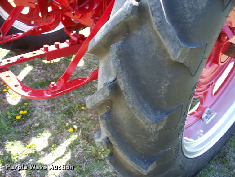 image for item FW9041 1948 Farmall C  tractor