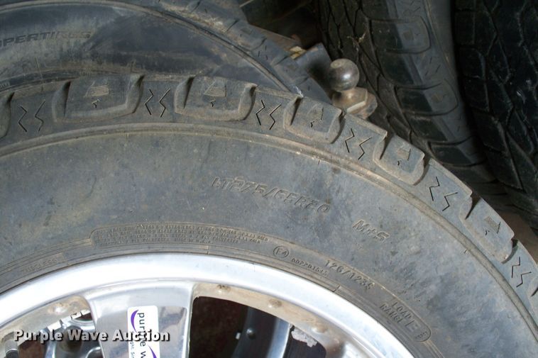 image for item FW9049 Tires and wheels
