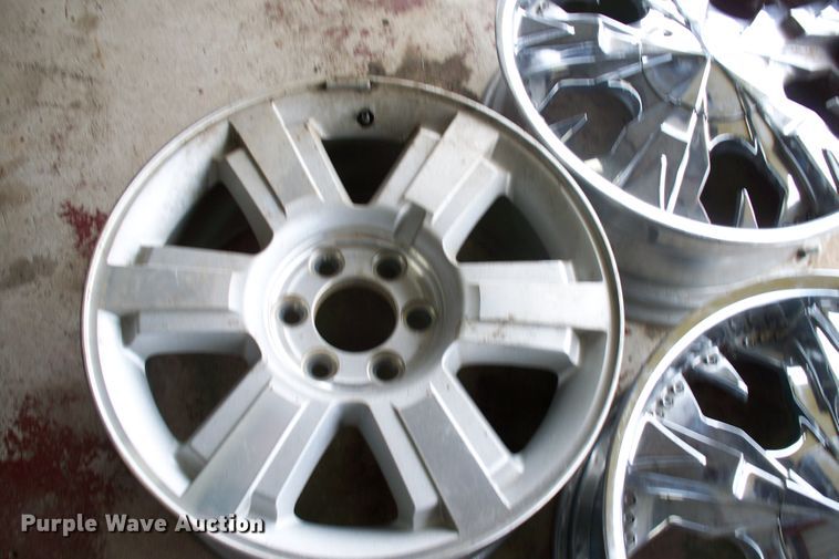 image for item FW9049 Tires and wheels