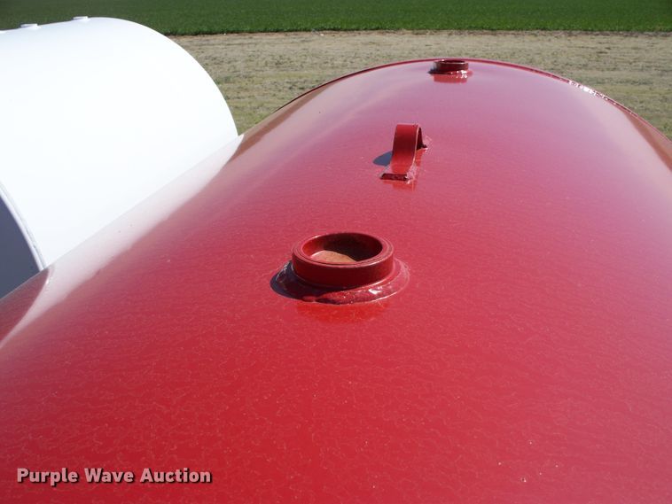 image for item GQ9552 Fuel tank