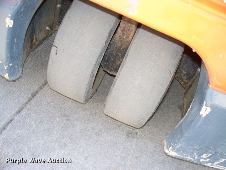 image for item GQ9553 Toyota TFBEU20  forklift