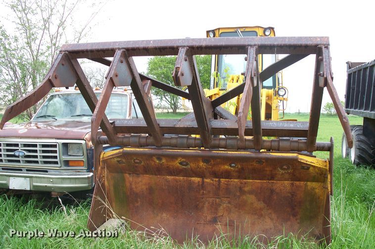image for item GQ9596 1985 John Deere 544C  wheel loader