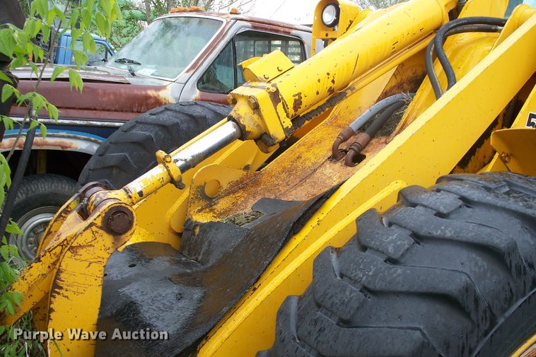 image for item GQ9596 1985 John Deere 544C  wheel loader