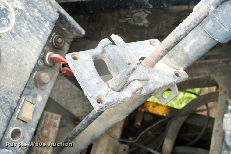 image for item GQ9596 1985 John Deere 544C  wheel loader