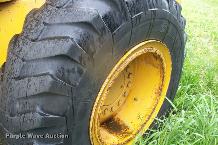 image for item GQ9596 1985 John Deere 544C  wheel loader