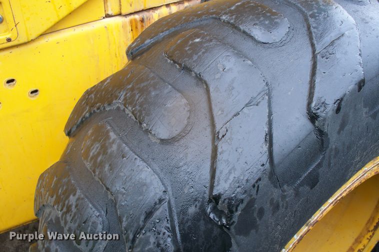 image for item GQ9596 1985 John Deere 544C  wheel loader