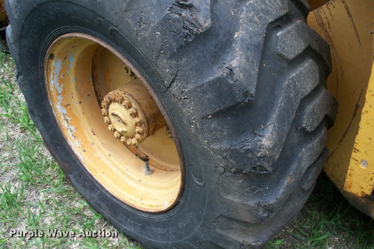 image for item GQ9598 1981 Case W11  wheel loader